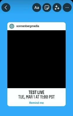 Add Instagram post in a Story